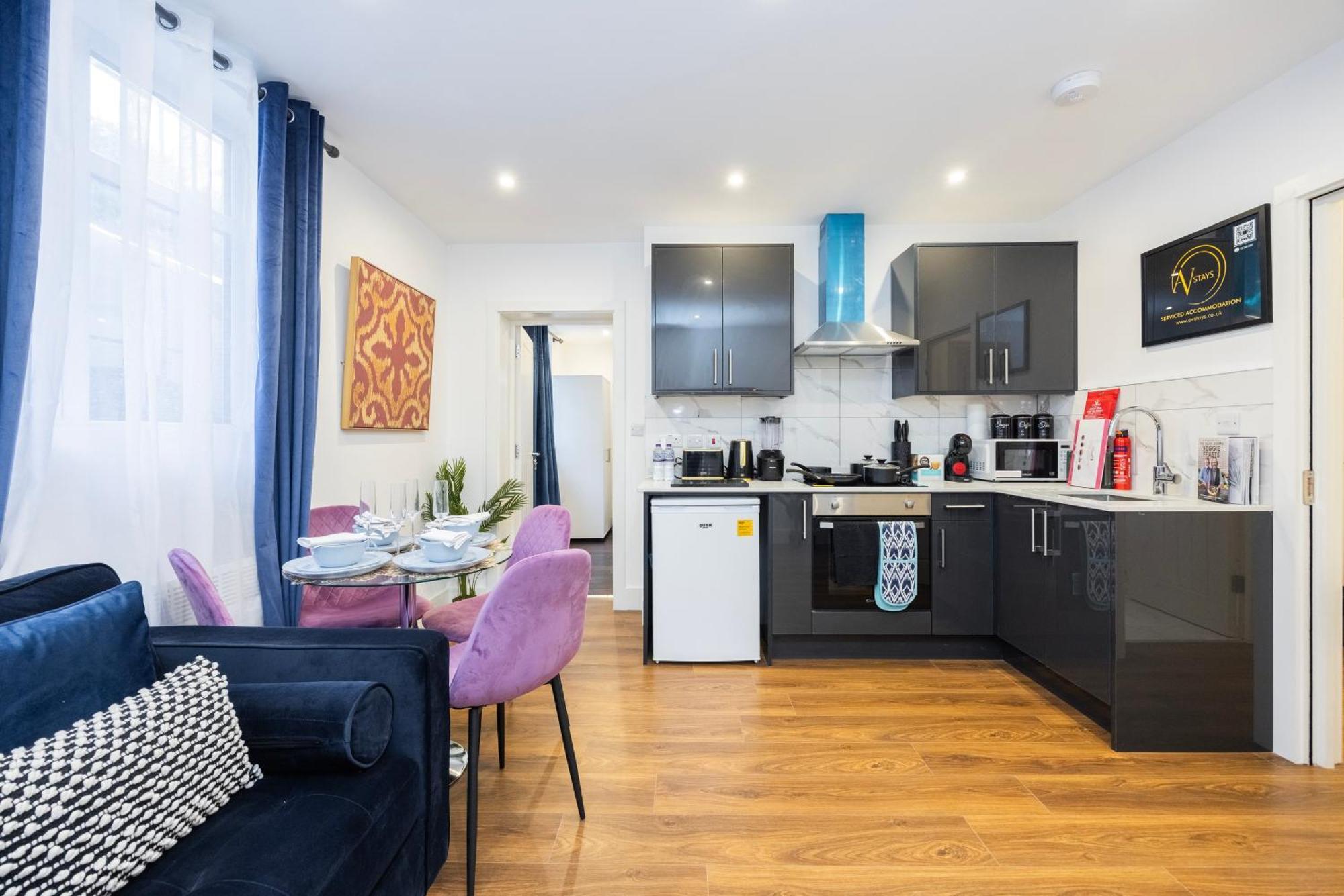 Block Of Apartments In Croydon ,Long Stays , Weekly & Monthly Offers , Contractors , Relocations , Leisure & Family Stays Екстериор снимка