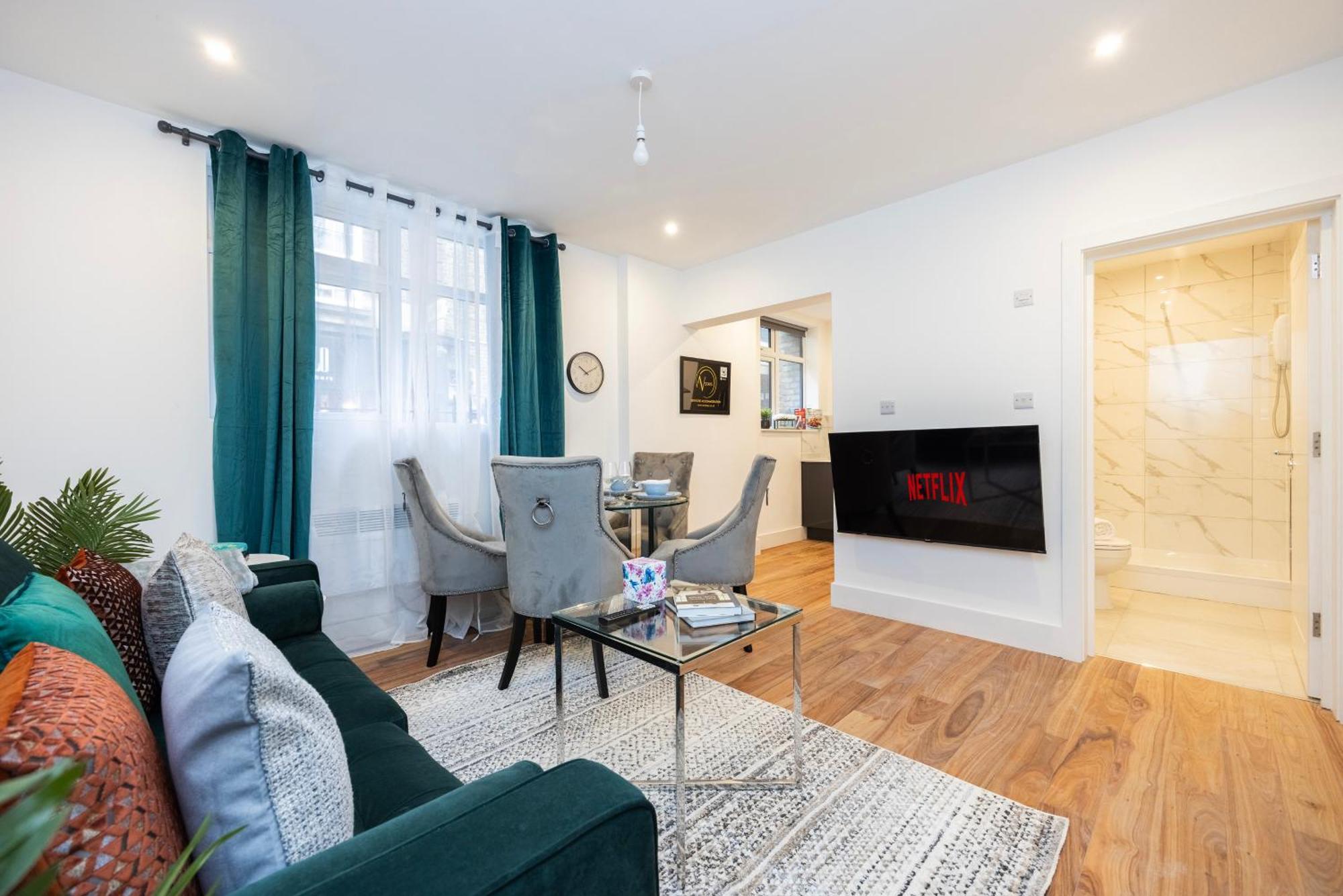 Block Of Apartments In Croydon ,Long Stays , Weekly & Monthly Offers , Contractors , Relocations , Leisure & Family Stays Екстериор снимка